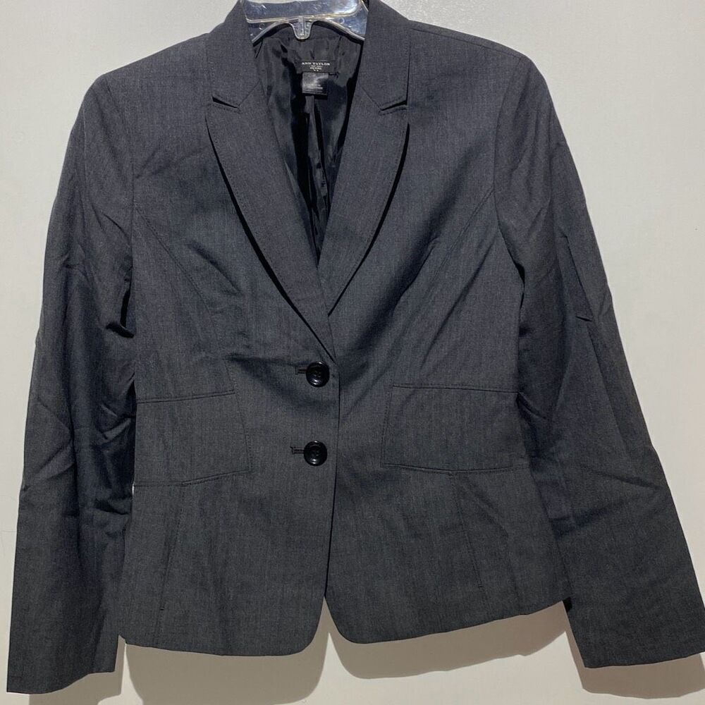 Ann Taylor Women's Gray Wool Blend Notch Lapel Two Button Blazer Size 8P
